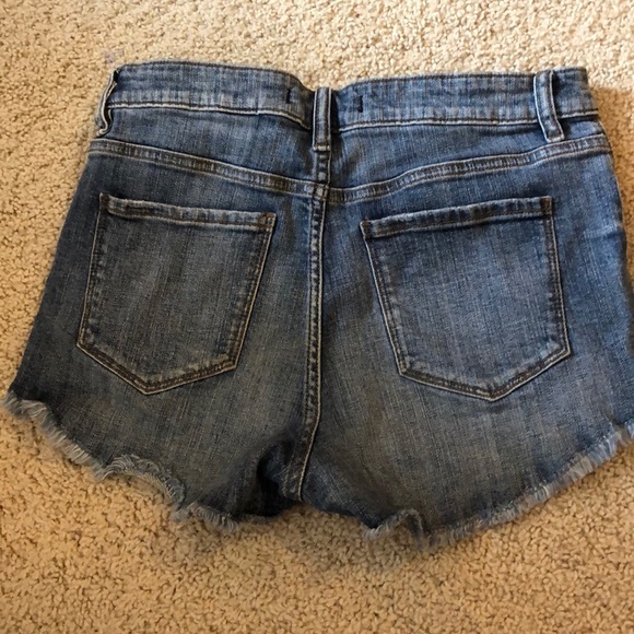 Shorts - Picture 2 of 2